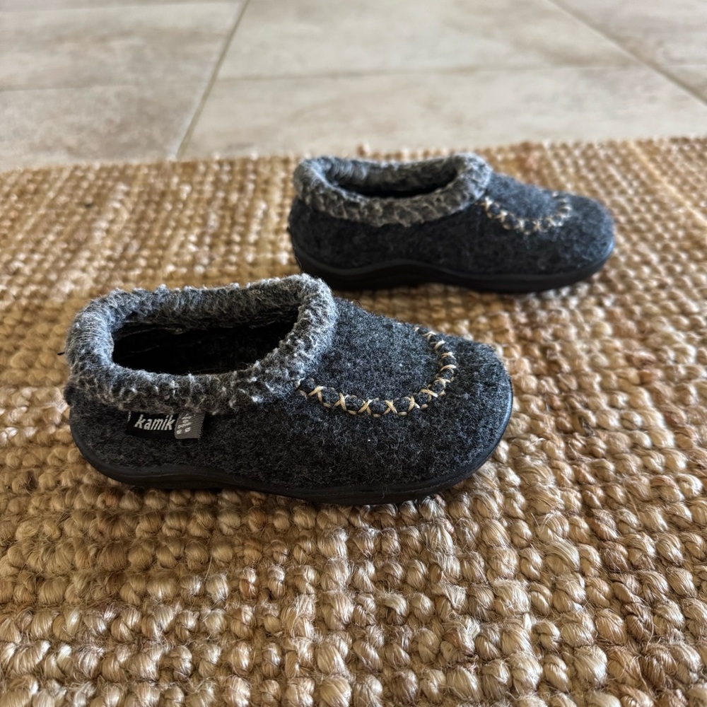 Kamik Cozy Cabin Toddler Slippers Infant Kids 7 Gray